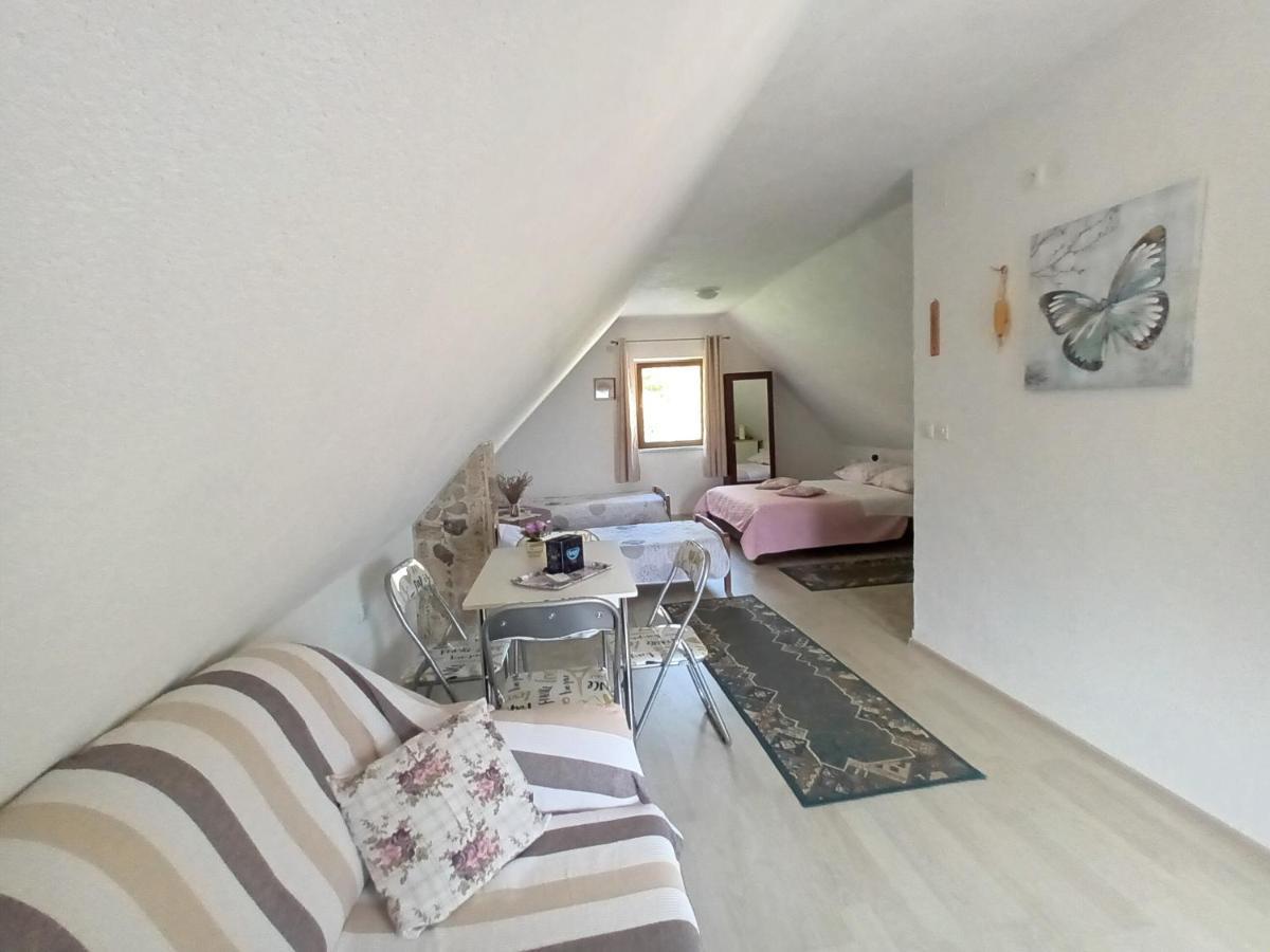 Guesthouse Loncar Plitvicka Jezera Exterior foto